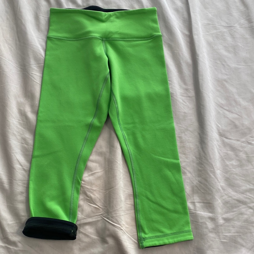 Lululemon Wunder Under Crop Reversible Frond Green Black 4 XS EUC